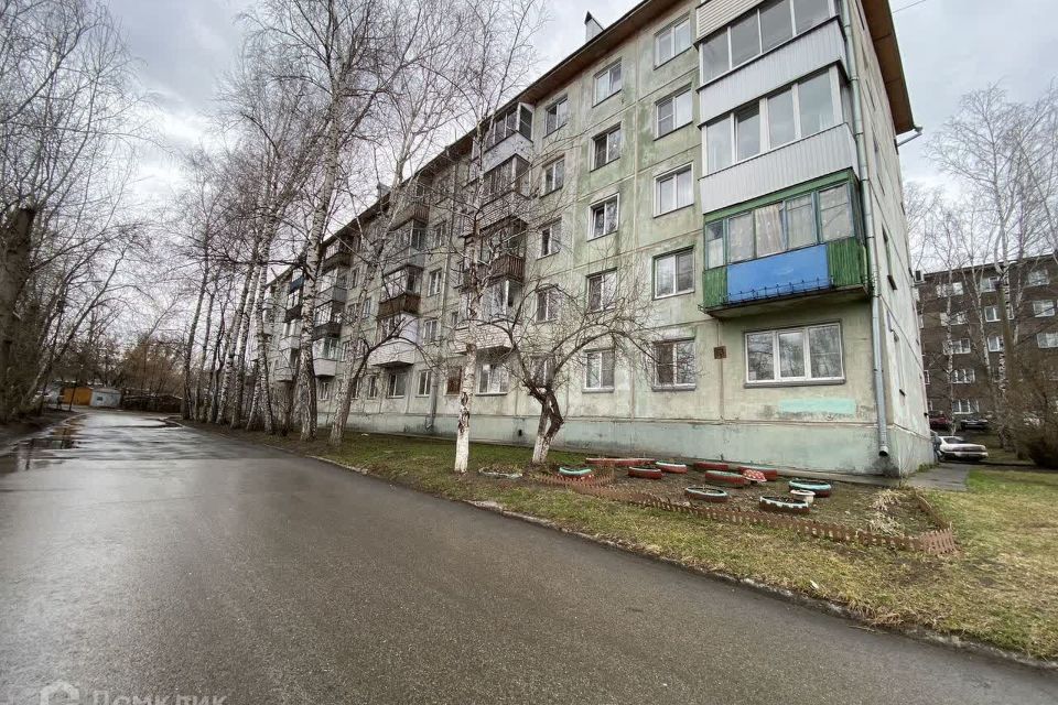 Продаётся 2-комнатная квартира, 42.4 м²