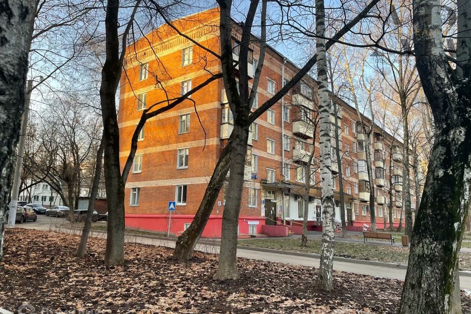 Продаётся 3-комнатная квартира, 54.5 м²