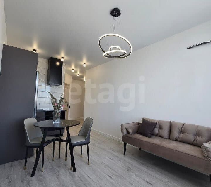 Продаётся 1-комнатная квартира, 38 м²