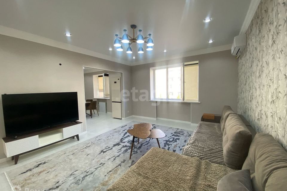 Продаётся 3-комнатная квартира, 117 м²