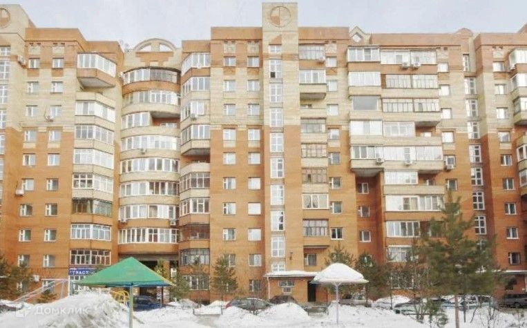 Продаётся 4-комнатная квартира, 102.8 м²