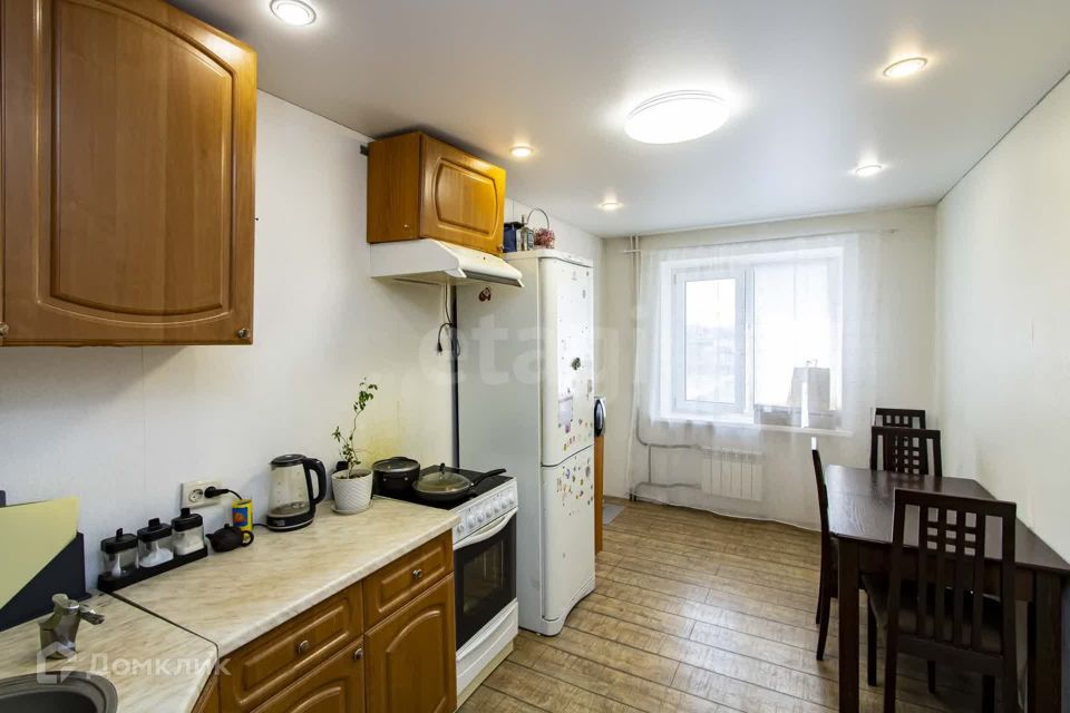 Продаётся 4-комнатная квартира, 76.3 м²