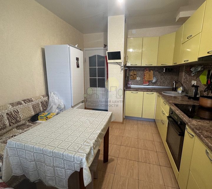 Продаётся 4-комнатная квартира, 87.3 м²