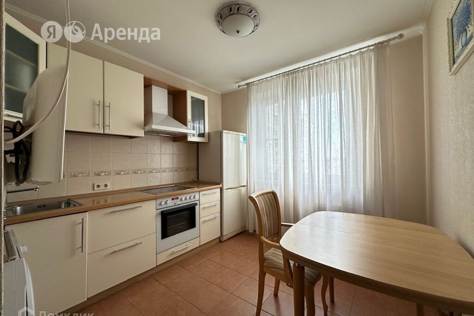 Сдаётся 2-комнатная квартира, 52 м²