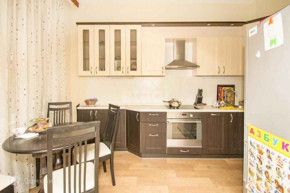Продаётся 2-комнатная квартира, 62.4 м²