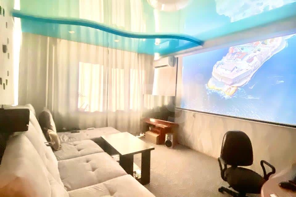 Продаётся 3-комнатная квартира, 61.7 м²