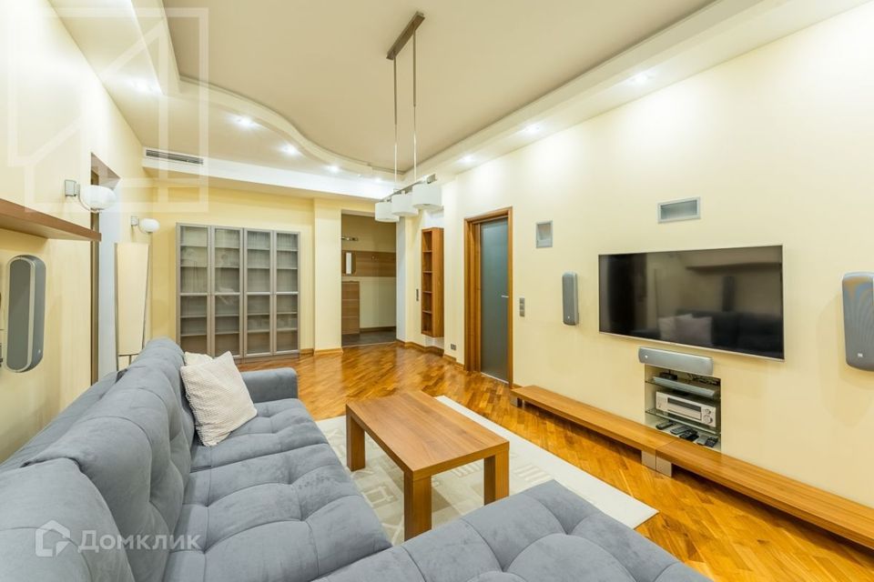 Сдаётся 3-комнатная квартира, 100 м²