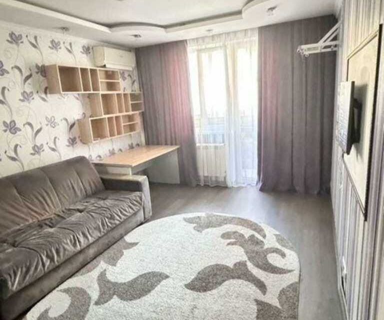 Сдаётся 2-комнатная квартира, 52 м²