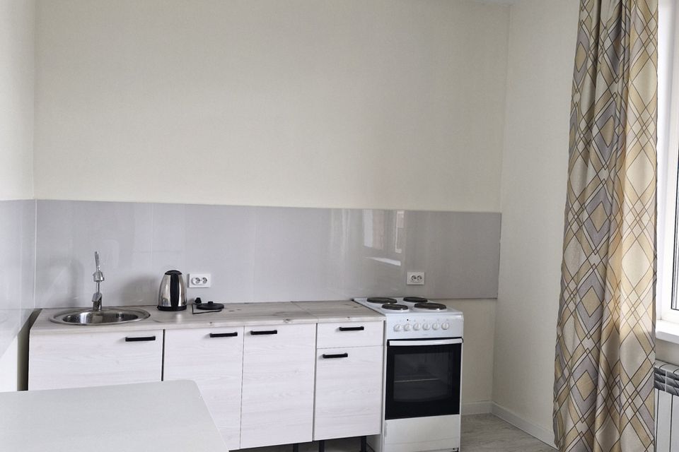 Сдаётся 2-комнатная квартира, 62.2 м²