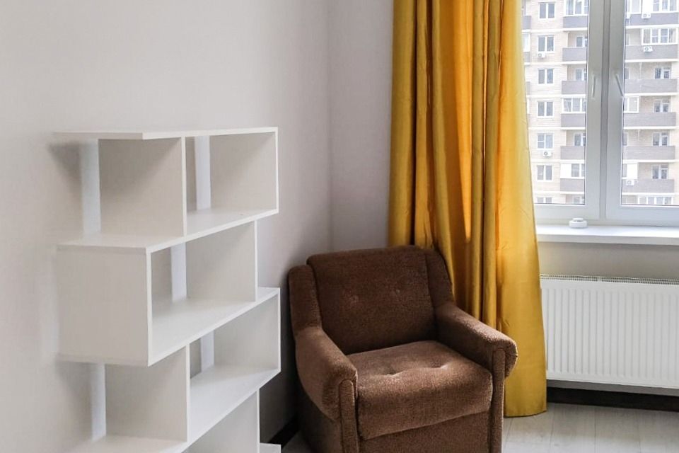 Сдаётся 1-комнатная квартира, 38 м²