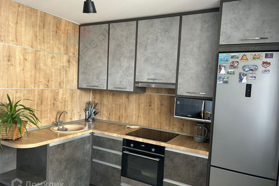 Продаётся 1-комнатная квартира, 40.4 м²