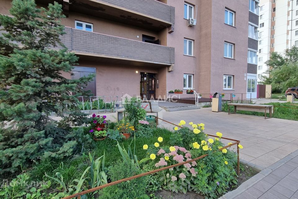 Продаётся 2-комнатная квартира, 64.4 м²