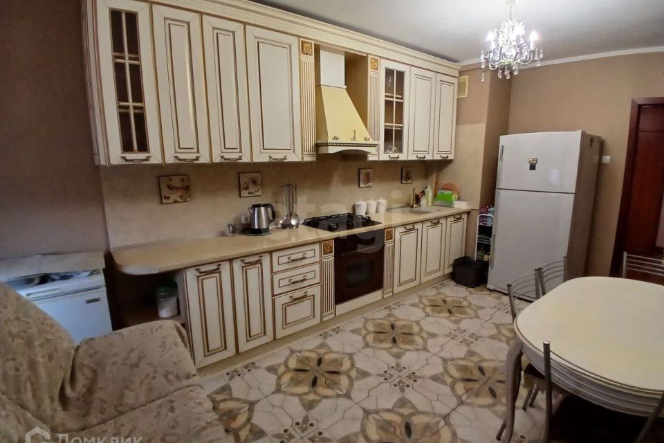 Сдаётся 1-комнатная квартира, 56.5 м²