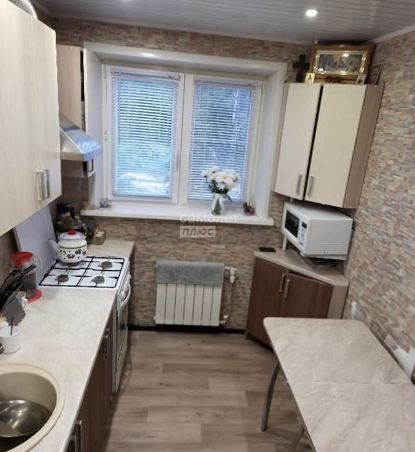 Продаётся 3-комнатная квартира, 60.2 м²