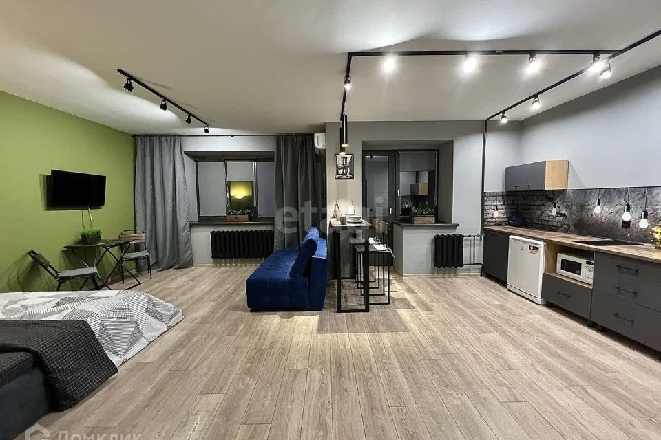 Продаётся 1-комнатная квартира, 42.7 м²