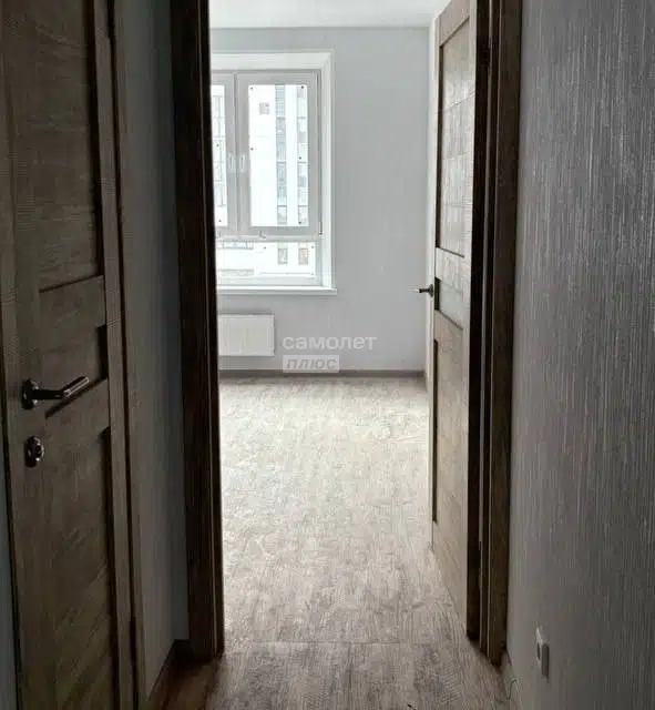 Продаётся 1-комнатная квартира, 42 м²
