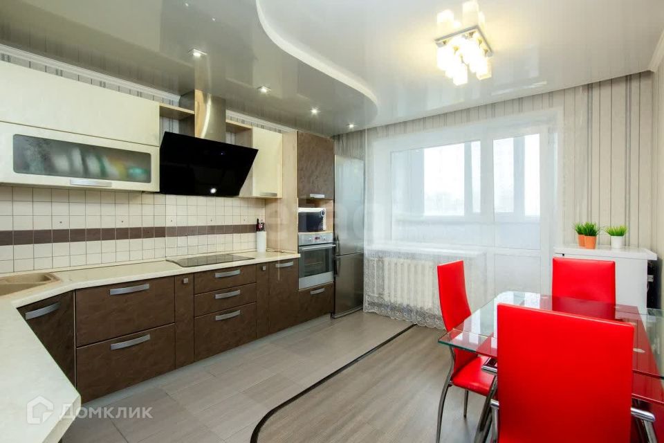 Продаётся 3-комнатная квартира, 90.3 м²