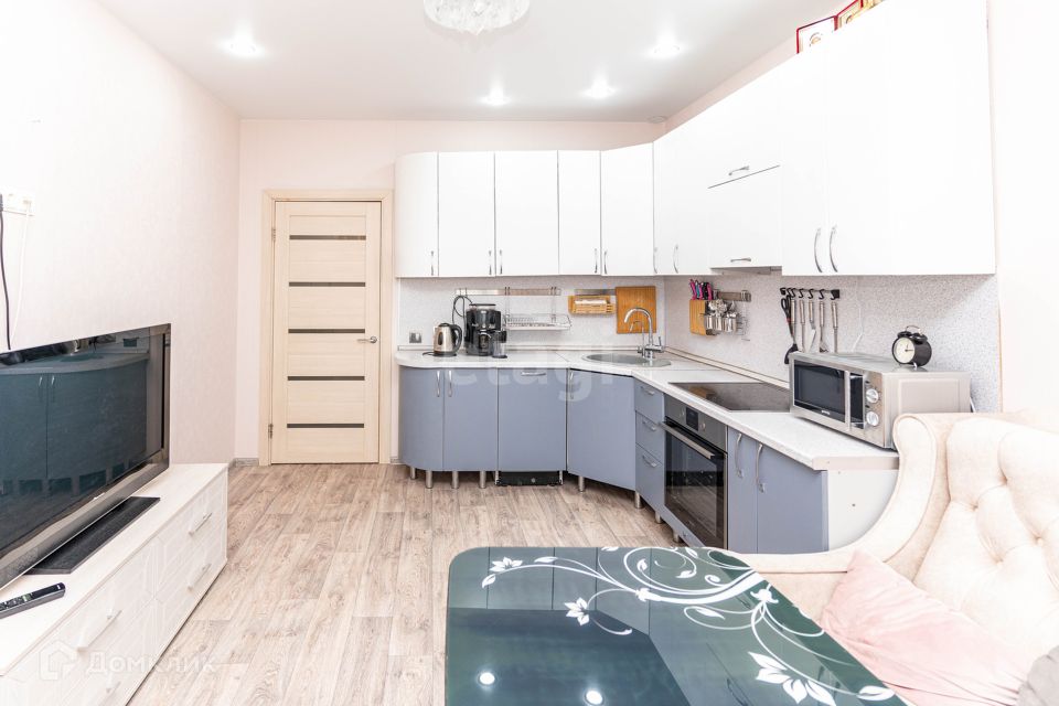 Продаётся 2-комнатная квартира, 74.5 м²