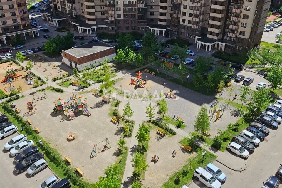 Продаётся 1-комнатная квартира, 41.8 м²