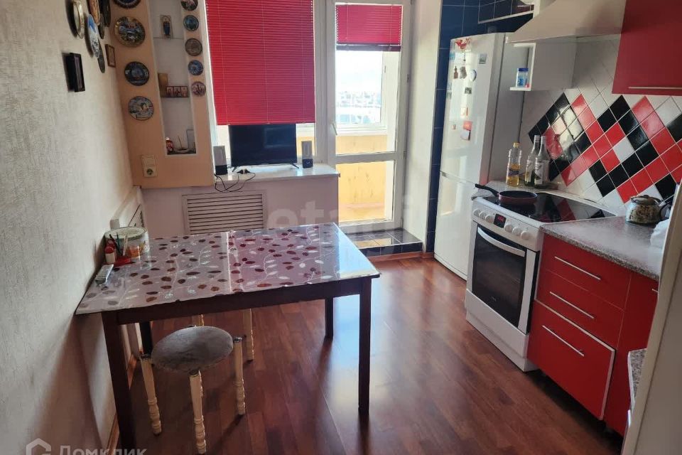 Продаётся 3-комнатная квартира, 76.8 м²