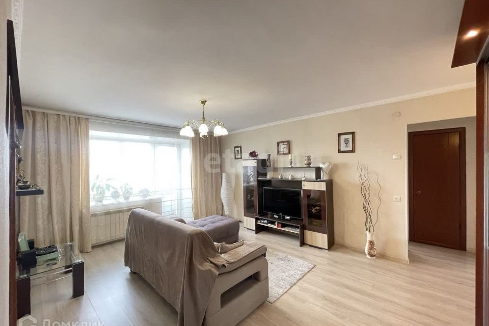 Продаётся 3-комнатная квартира, 63.3 м²