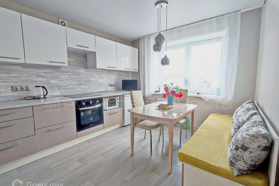 Продаётся 1-комнатная квартира, 38.3 м²