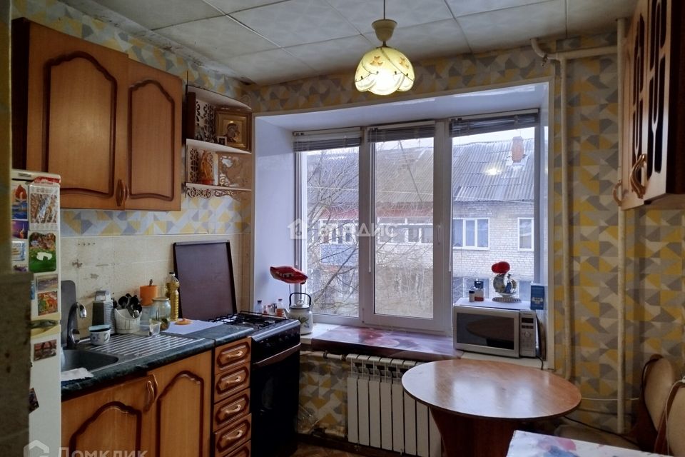 Продаётся 3-комнатная квартира, 53.9 м²