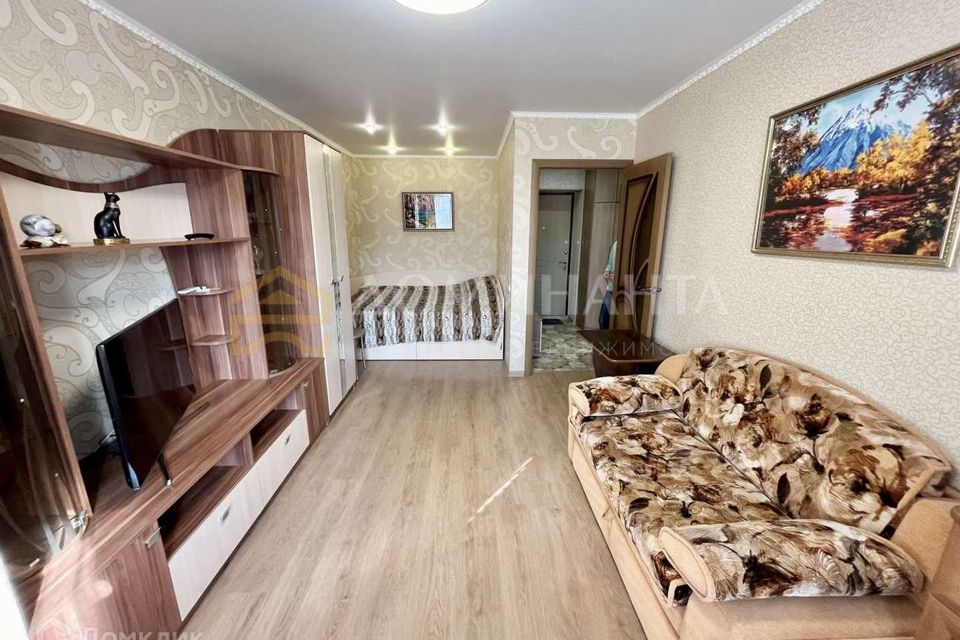 Продаётся 1-комнатная квартира, 42.6 м²