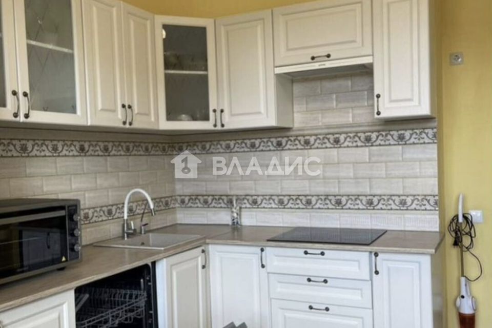 Продаётся 2-комнатная квартира, 60.3 м²