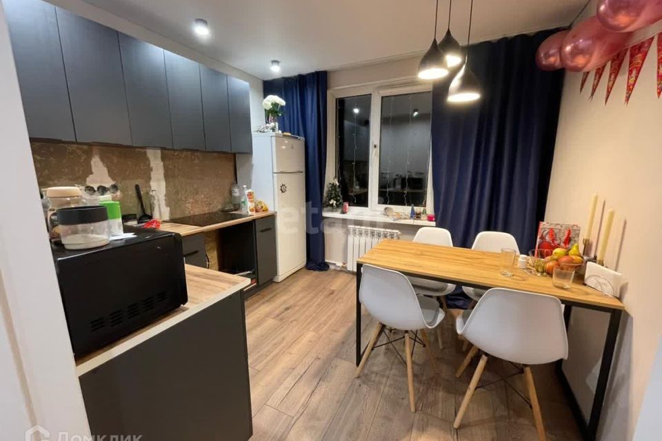 Продаётся 2-комнатная квартира, 50.6 м²