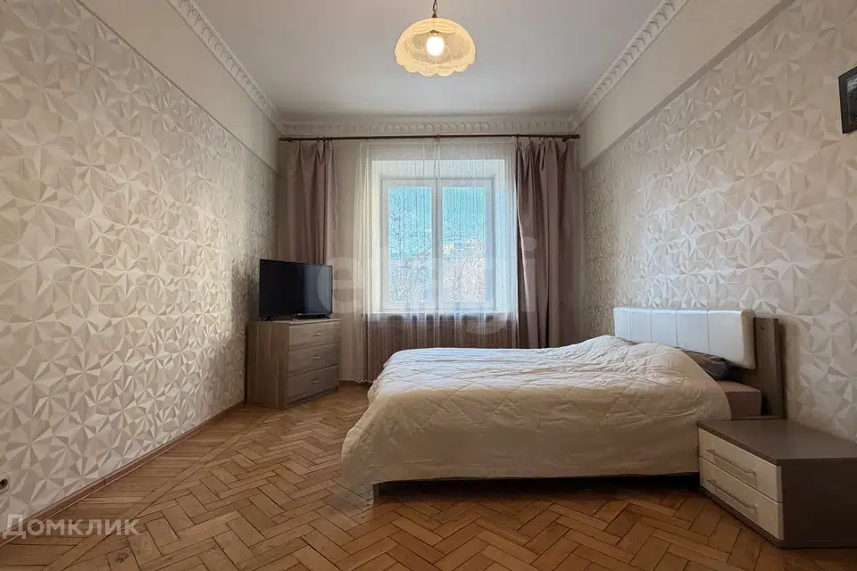 Продаётся 2-комнатная квартира, 66.3 м²