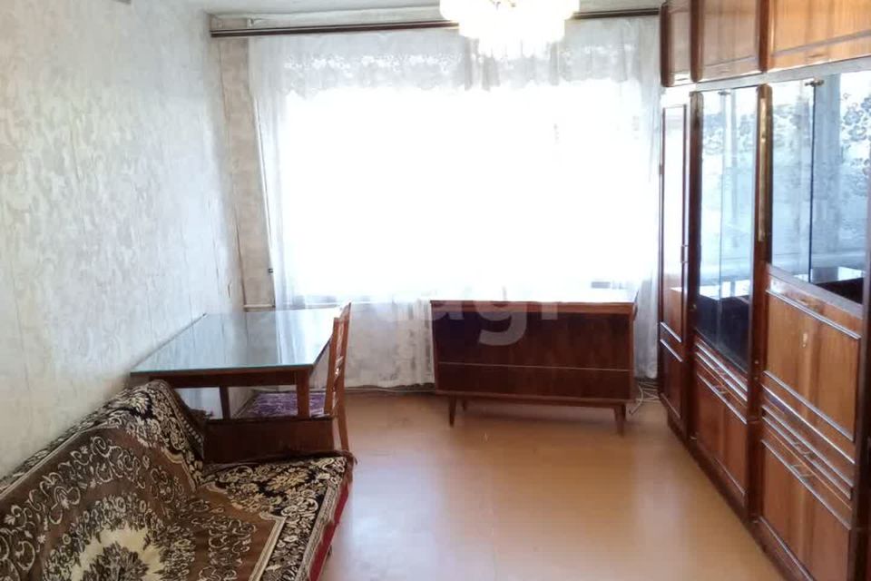 Сдаётся 2-комнатная квартира, 57.3 м²