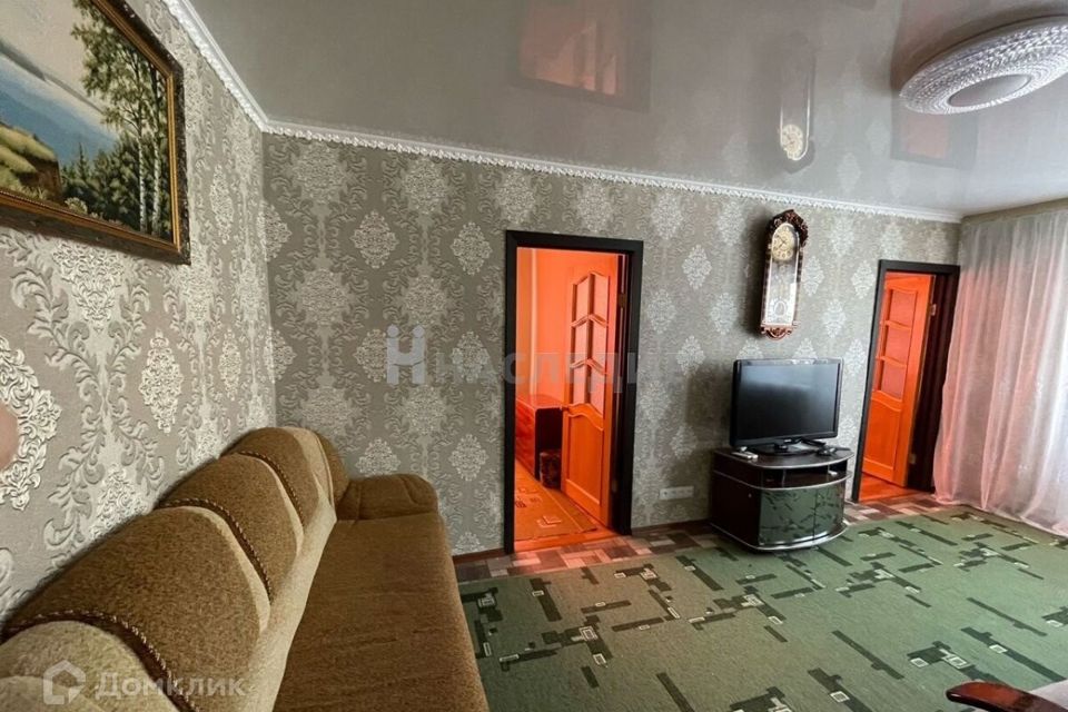 Продаётся 3-комнатная квартира, 42.8 м²