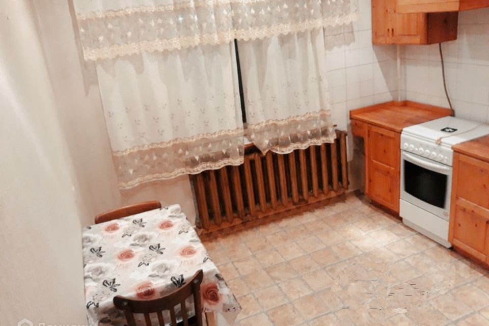 Продаётся 1-комнатная квартира, 38 м²