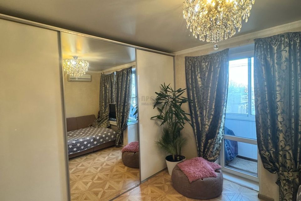 Продаётся 2-комнатная квартира, 37.6 м²