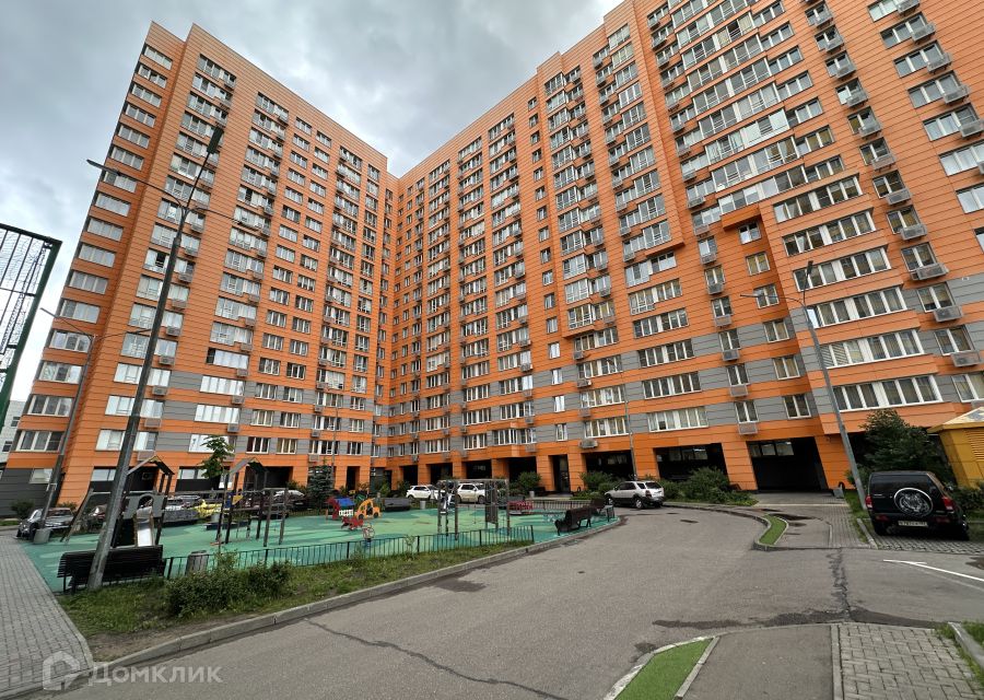 Продаётся 2-комнатная квартира, 65 м²