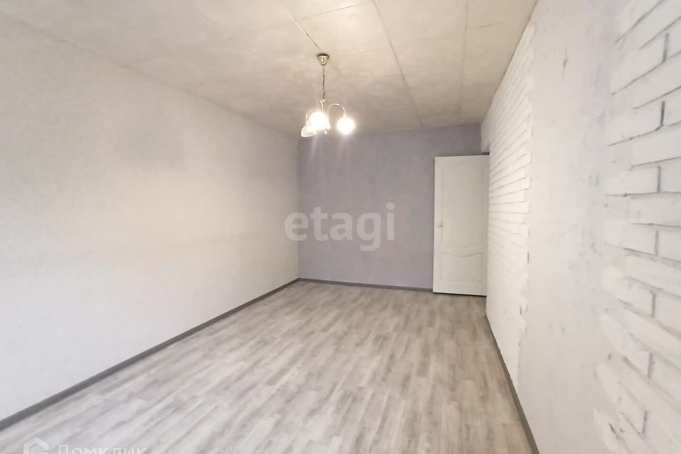 Продаётся 2-комнатная квартира, 42.7 м²