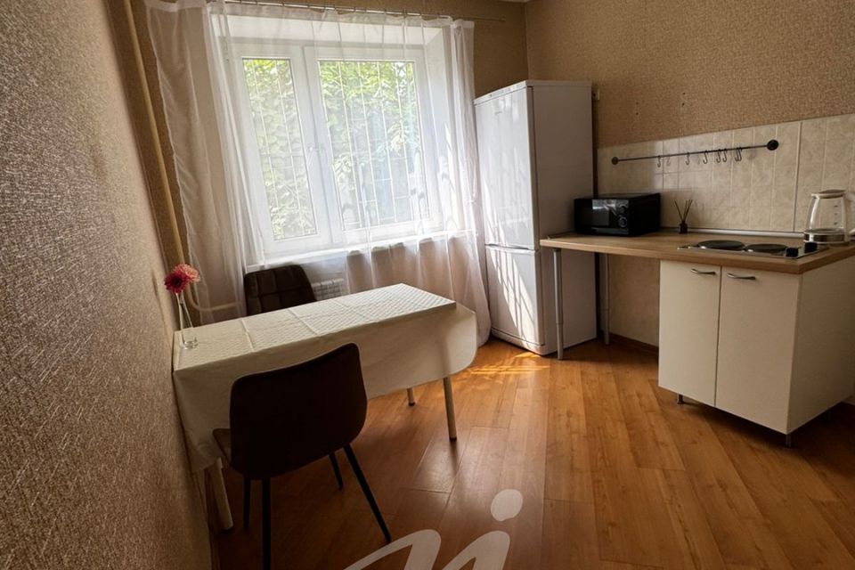 Сдаётся 1-комнатная квартира, 35 м²
