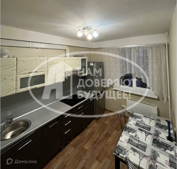 Продаётся 2-комнатная квартира, 57.3 м²