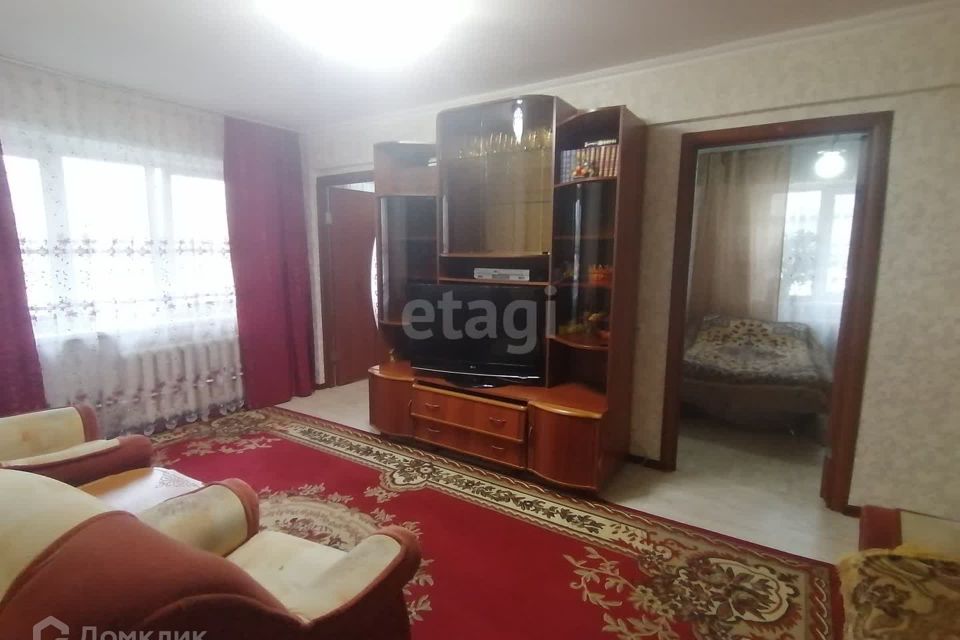 Продаётся 3-комнатная квартира, 60.5 м²