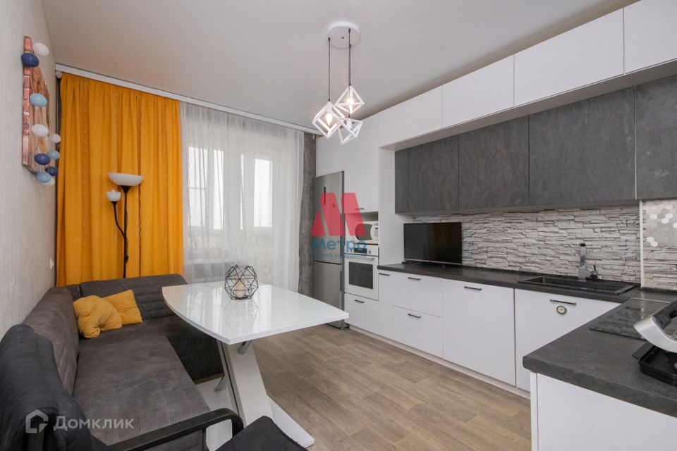 Продаётся 3-комнатная квартира, 77.6 м²