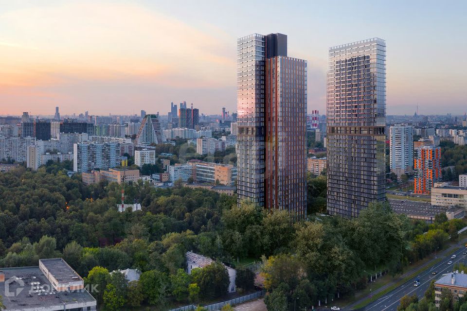 Продаётся 4-комнатная квартира, 97.9 м²