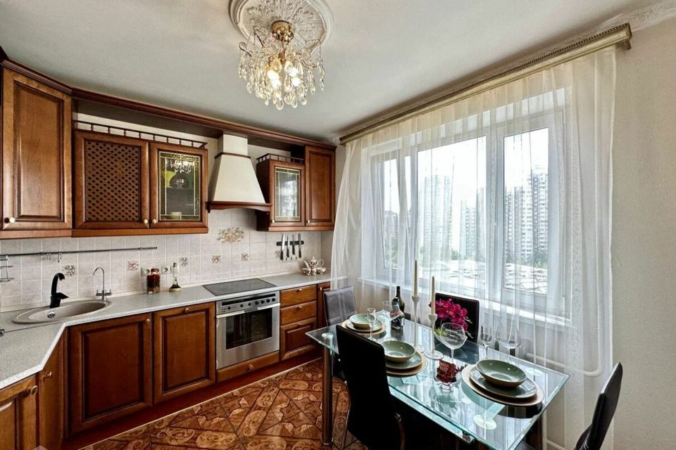 Продаётся 3-комнатная квартира, 82 м²