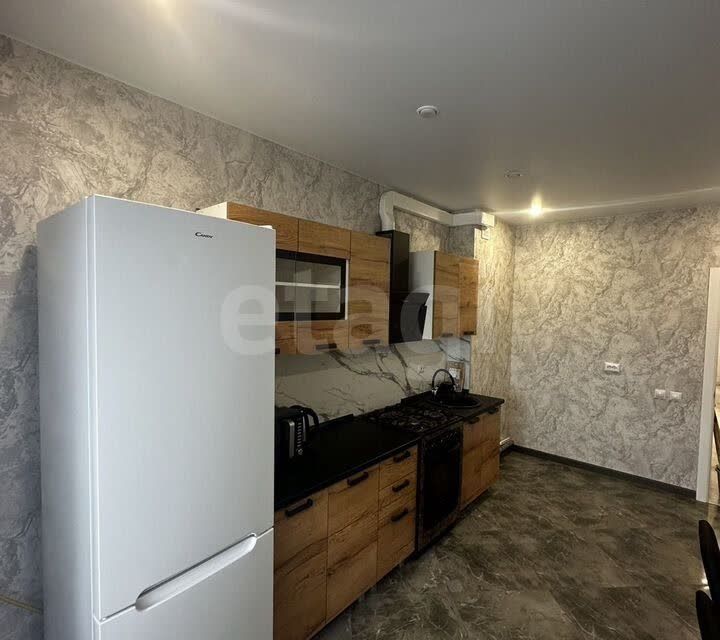 Сдаётся 1-комнатная квартира, 49 м²