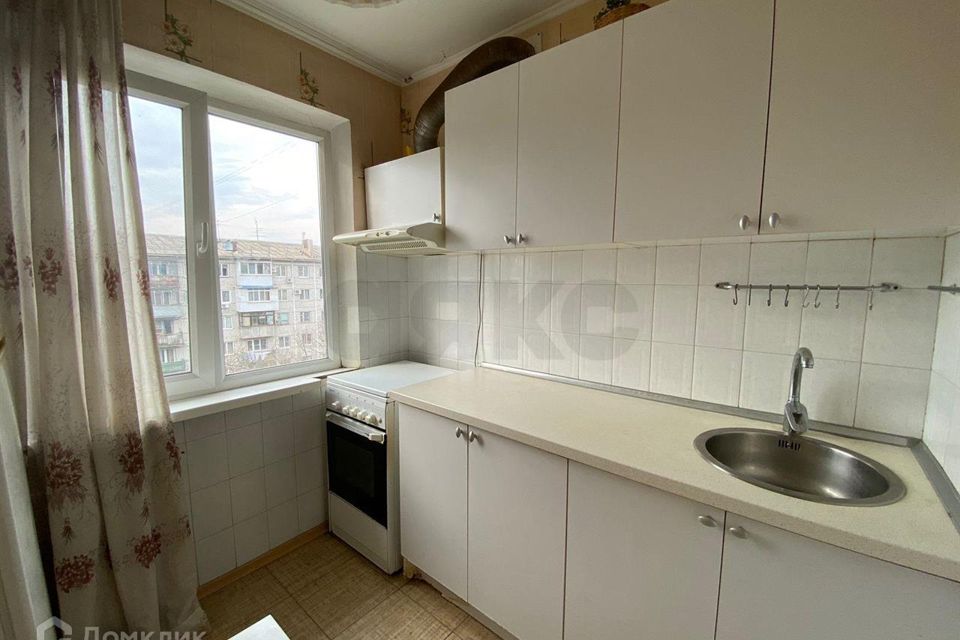 Продаётся 3-комнатная квартира, 62.1 м²