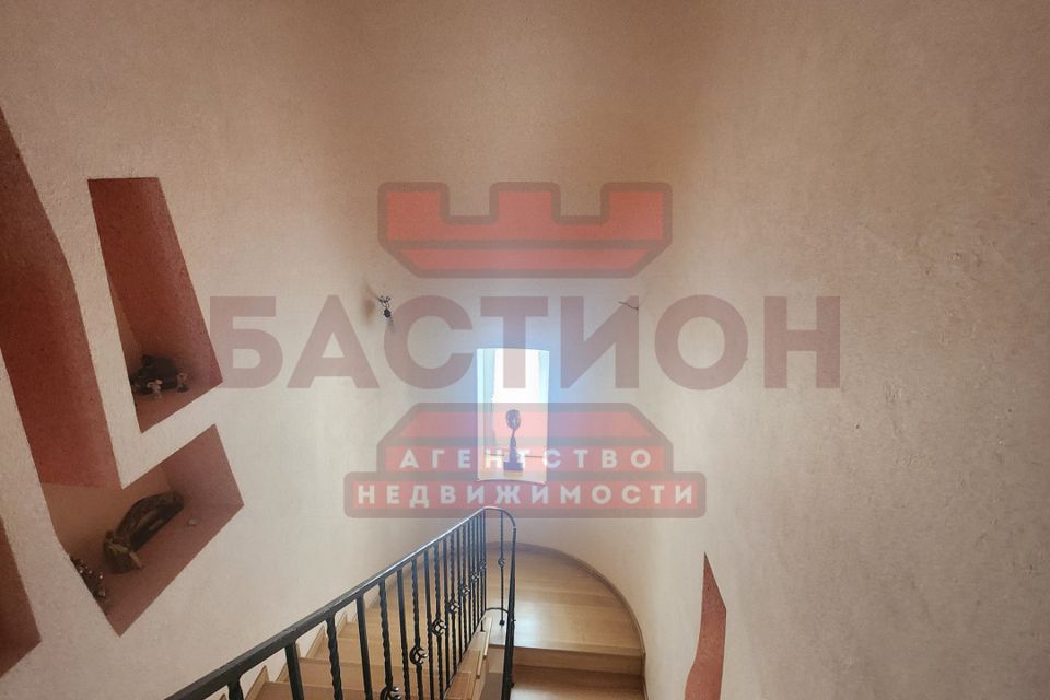 Продаётся 3-этажный дом, 388.3 м²