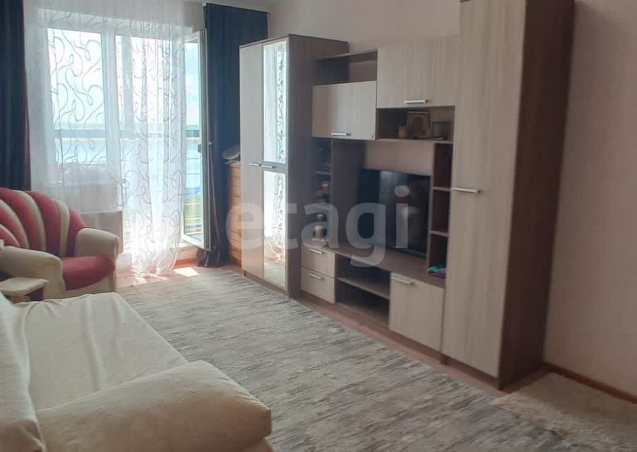 Продаётся 1-комнатная квартира, 32 м²