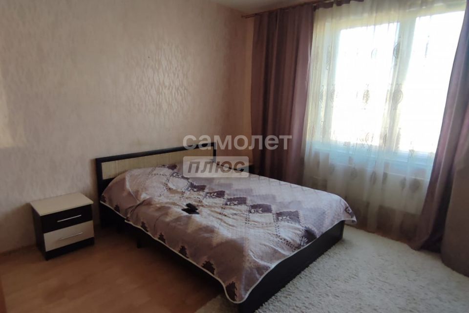 Сдаётся 2-комнатная квартира, 61 м²