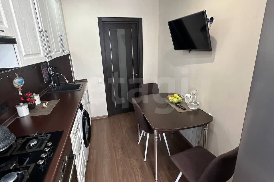 Продаётся 2-комнатная квартира, 51.7 м²