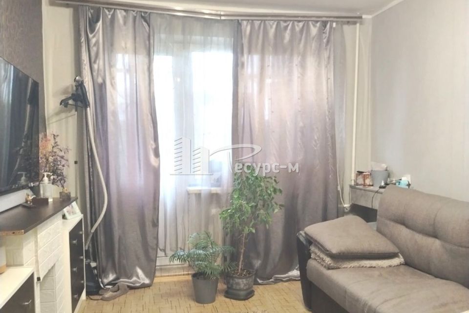 Продаётся 2-комнатная квартира, 37.9 м²